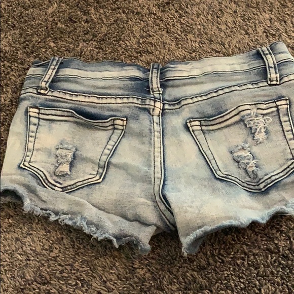 Shorts - Picture 2 of 2